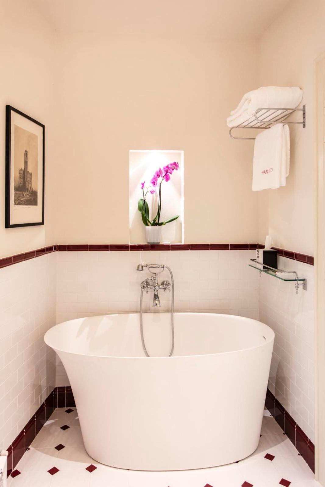 Palazzo Tiglio - A Small Luxury Hotels Of The World San Pancrazio  Екстериор снимка