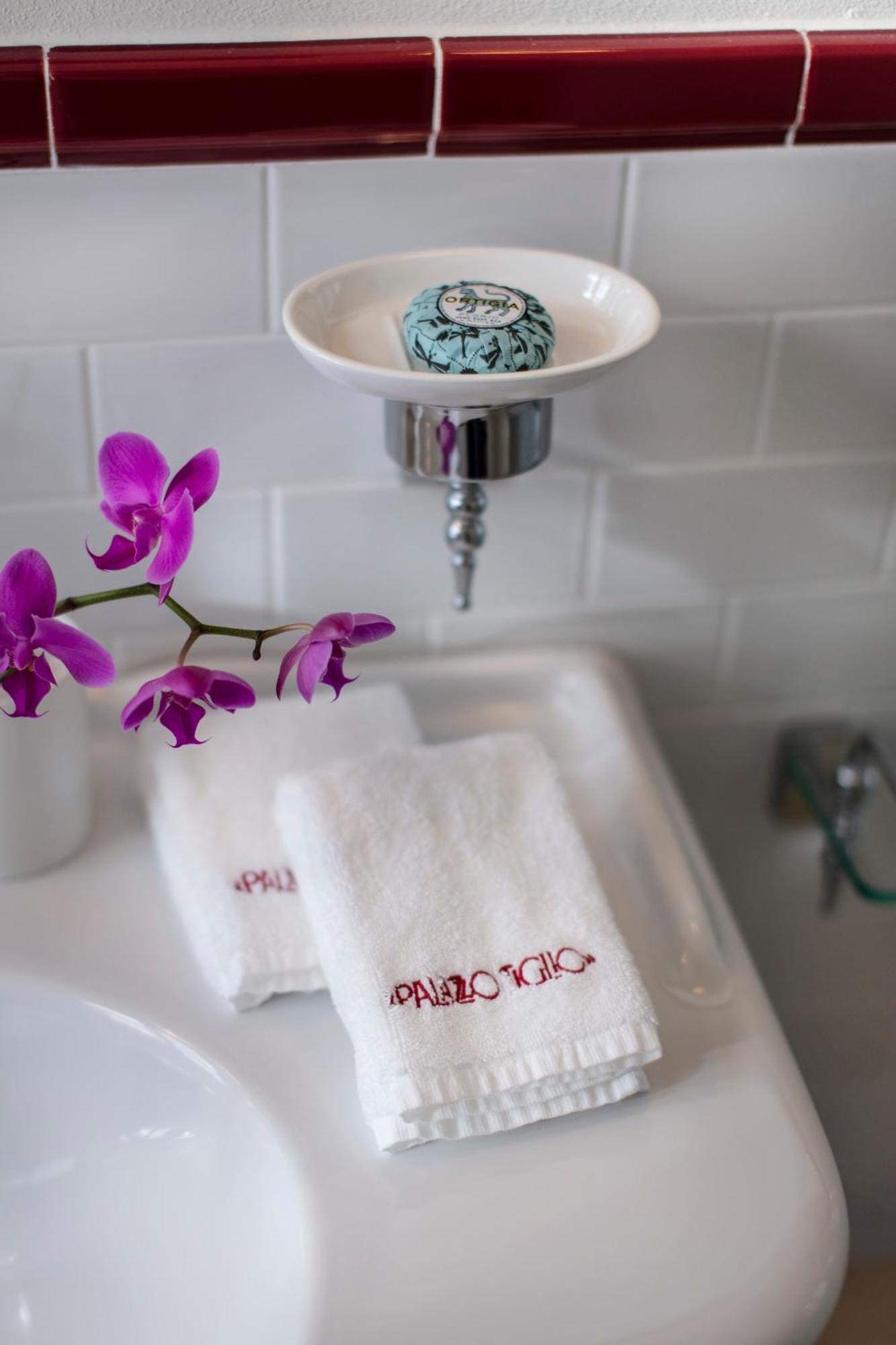 Palazzo Tiglio - A Small Luxury Hotels Of The World San Pancrazio  Екстериор снимка